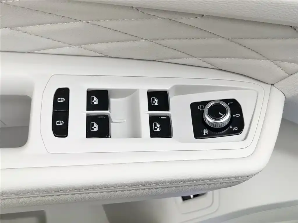 Volkswagen Viloran 2022 из CN, фото 9