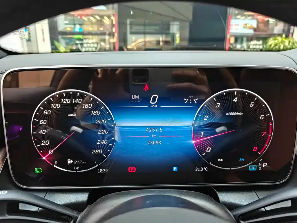 Mercedes-Benz GLC 2024 из CN, фото 9