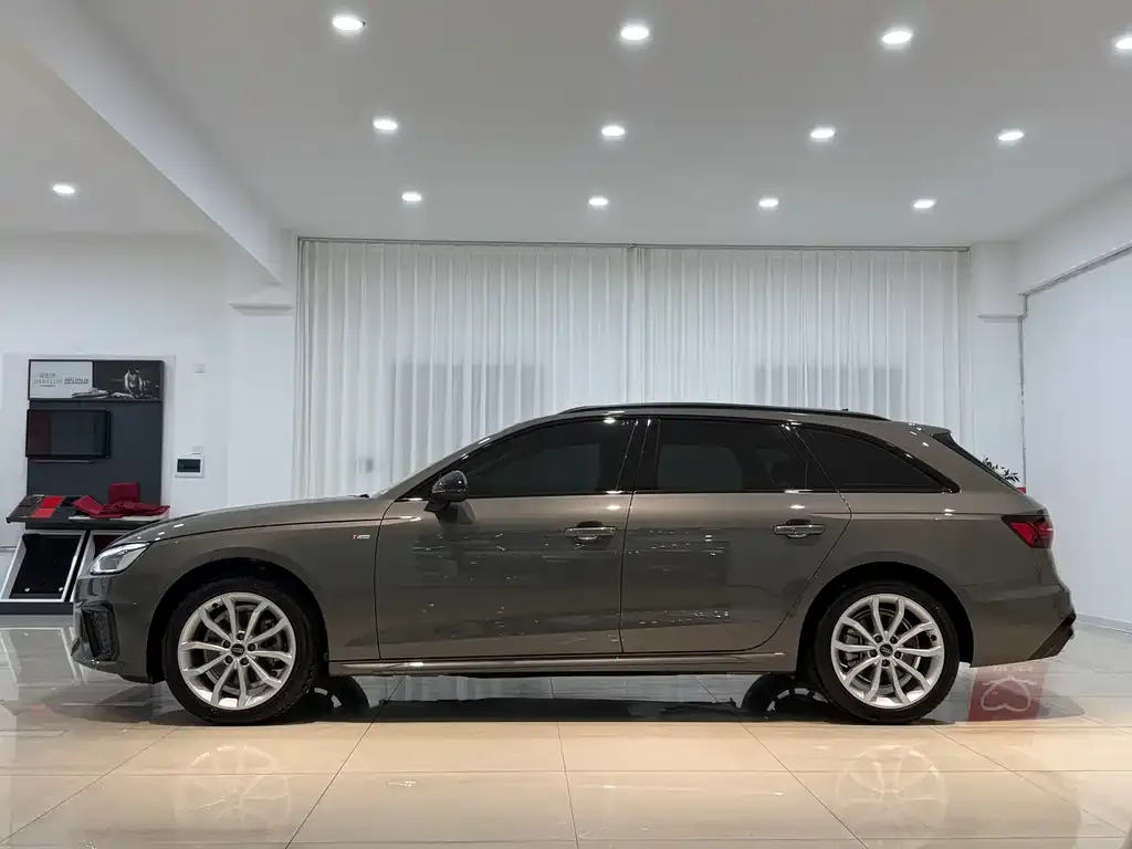 Audi A4 (Import) 2024 из CN, фото 3