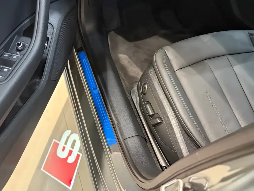 Audi A4 (Import) 2024 из CN, фото 6
