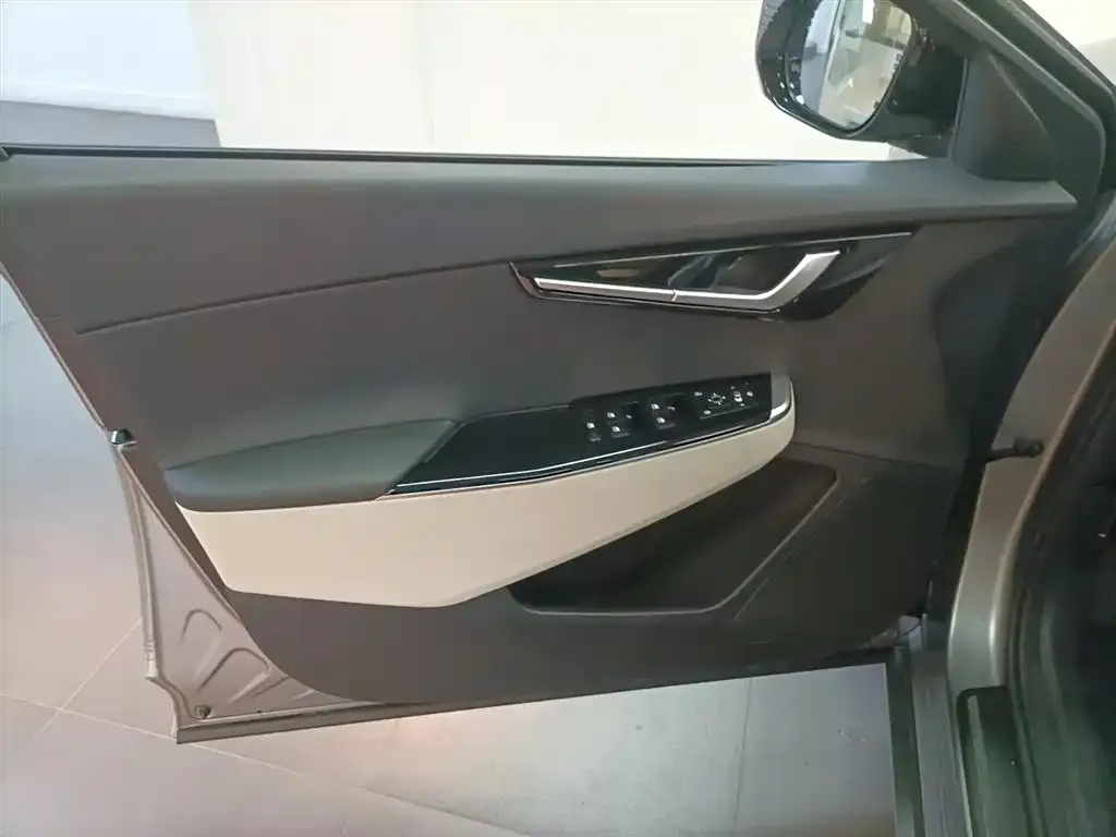Kia EV6 2025 из CN, фото 8