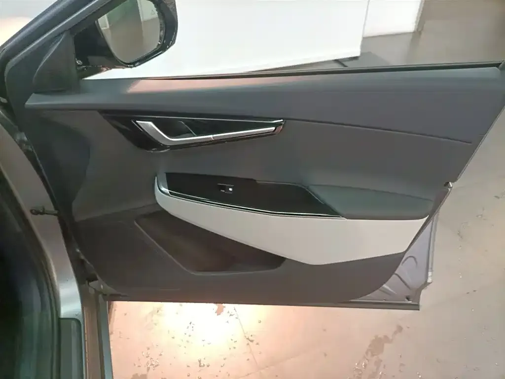 Kia EV6 2025 из CN, фото 9
