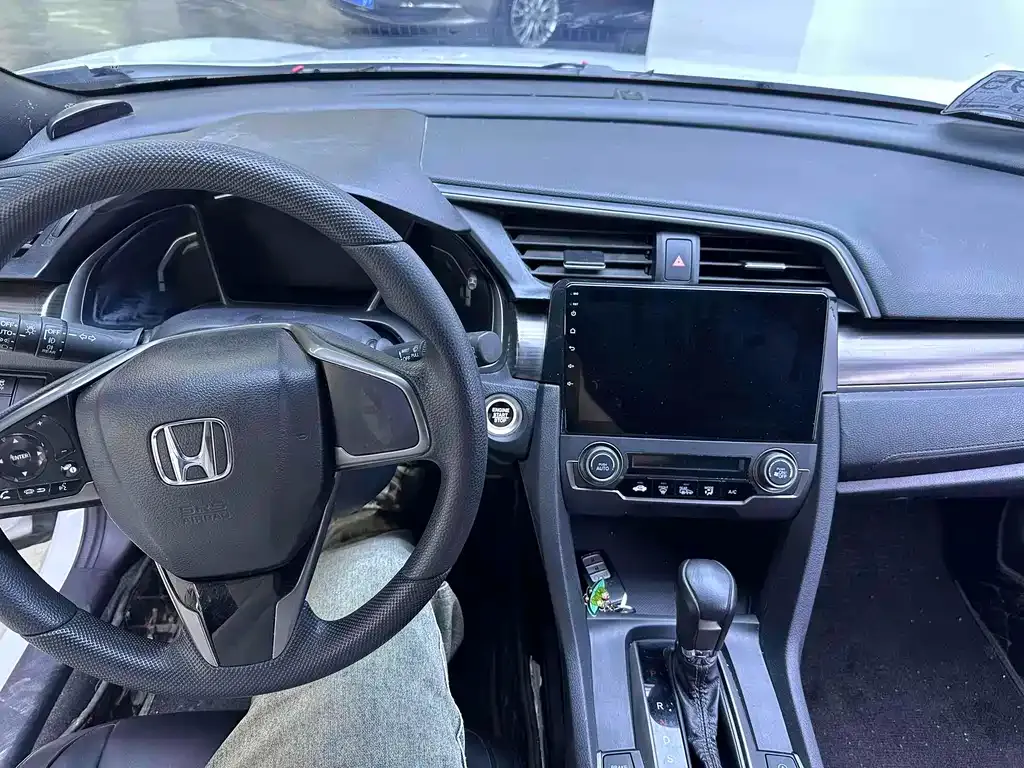 Honda Civic — фото 5