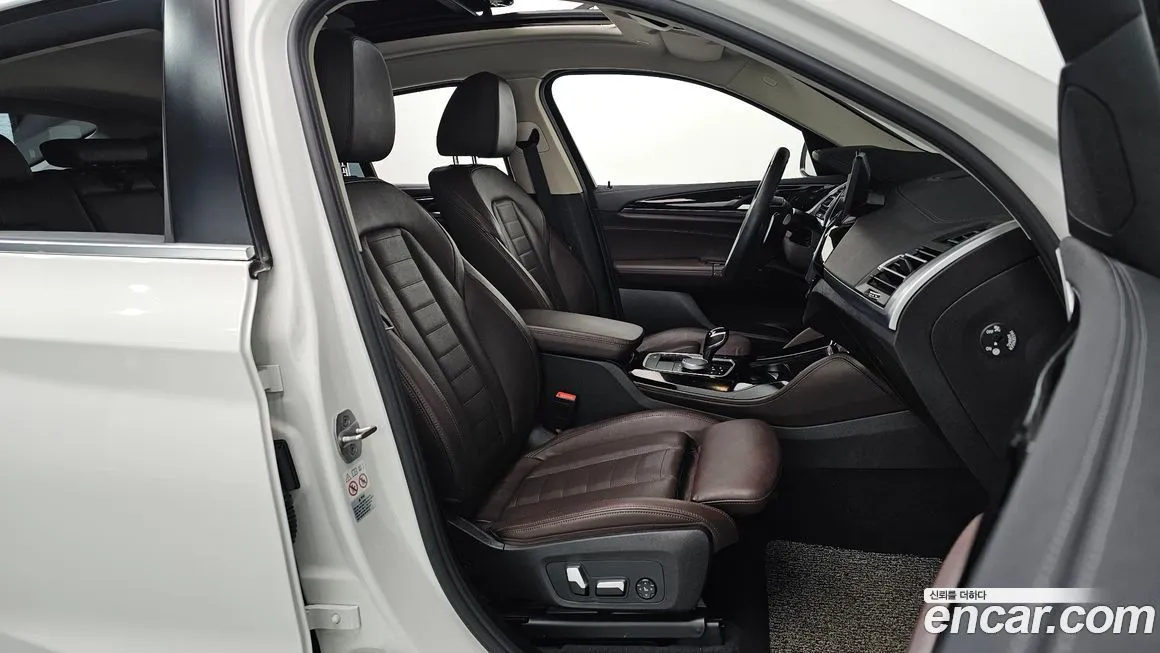 BMW X4 2022 из KR, фото 10