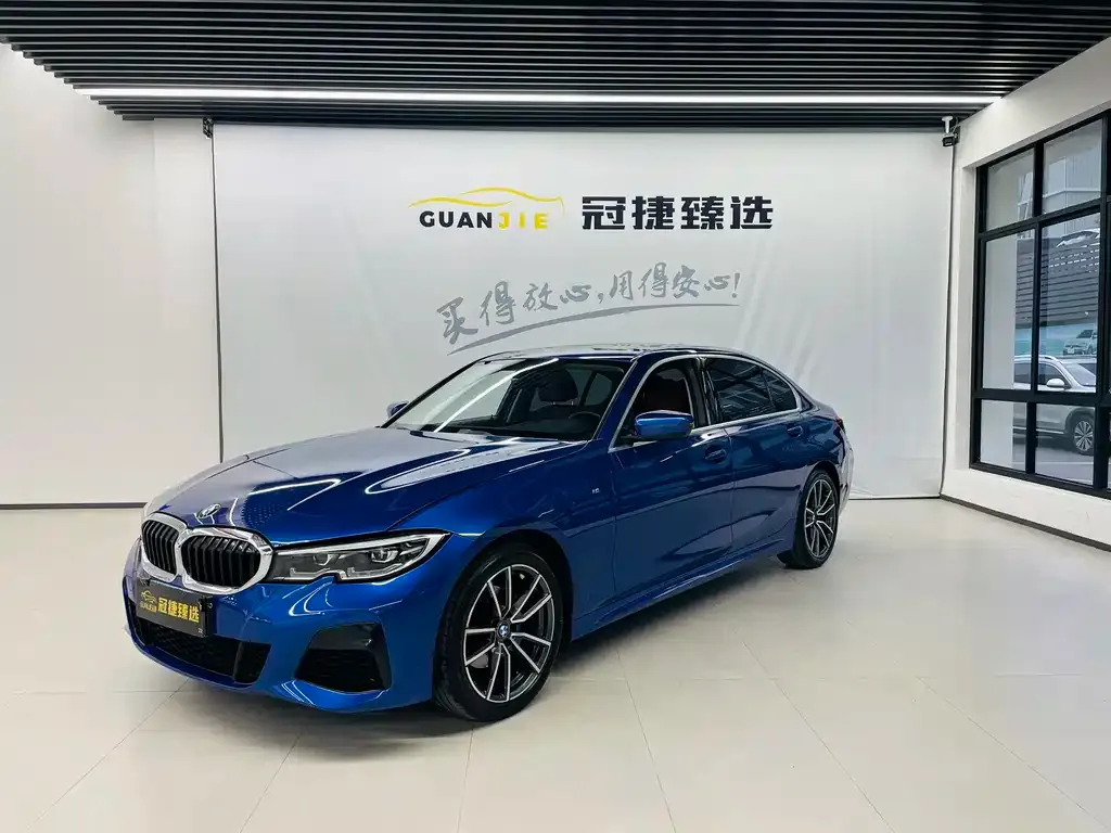 BMW 3 Series 2021 из CN, фото 1