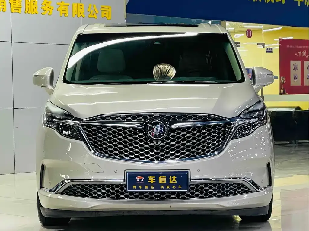 Buick GL8 2022 из CN, фото 2