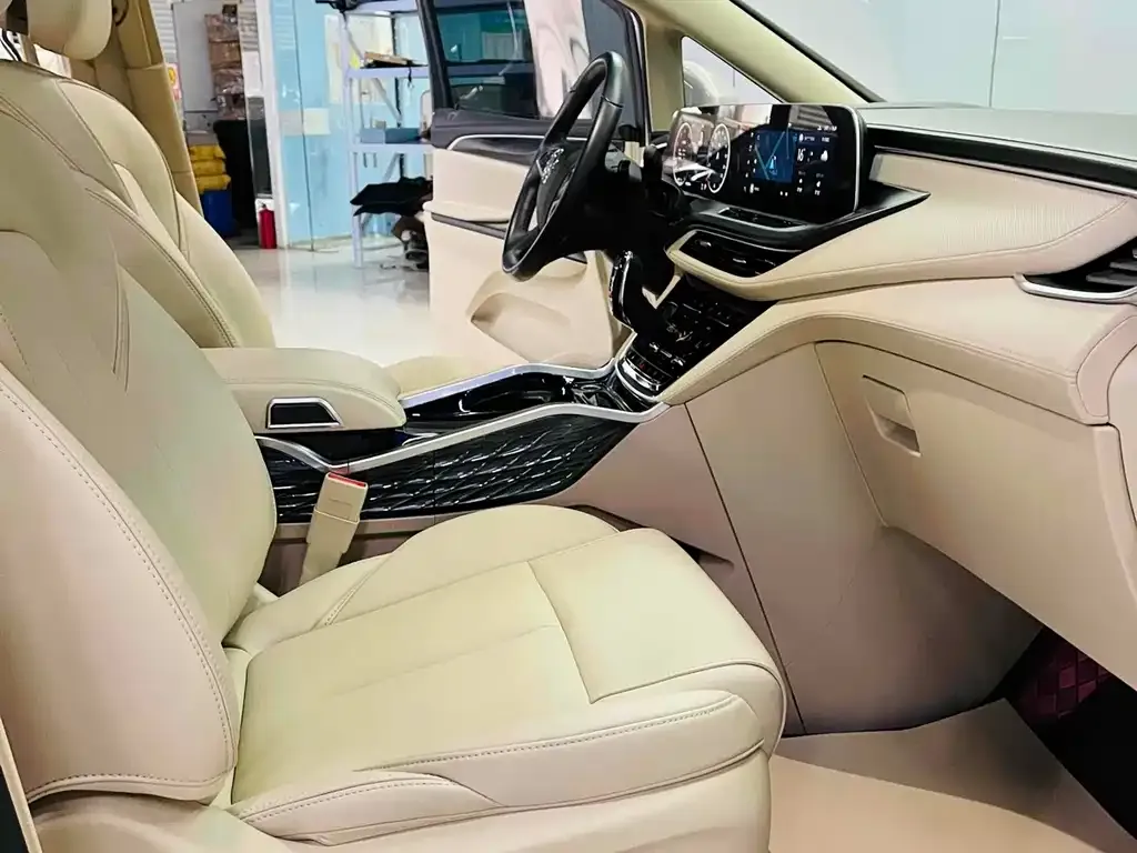 Buick GL8 2022 из CN, фото 6