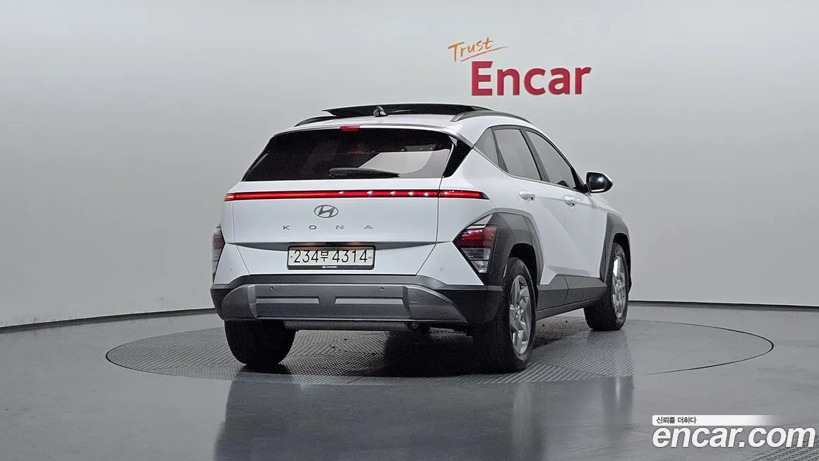 Hyundai Kona 2023 из KR, фото 2