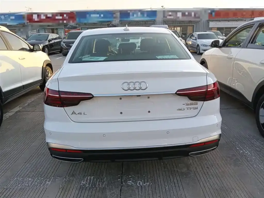 Audi A4L 2025 из CN, фото 6
