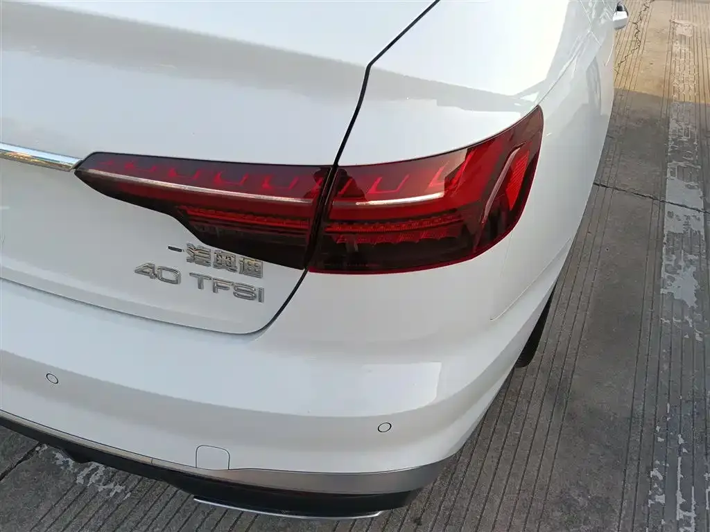 Audi A4L 2025 из CN, фото 8