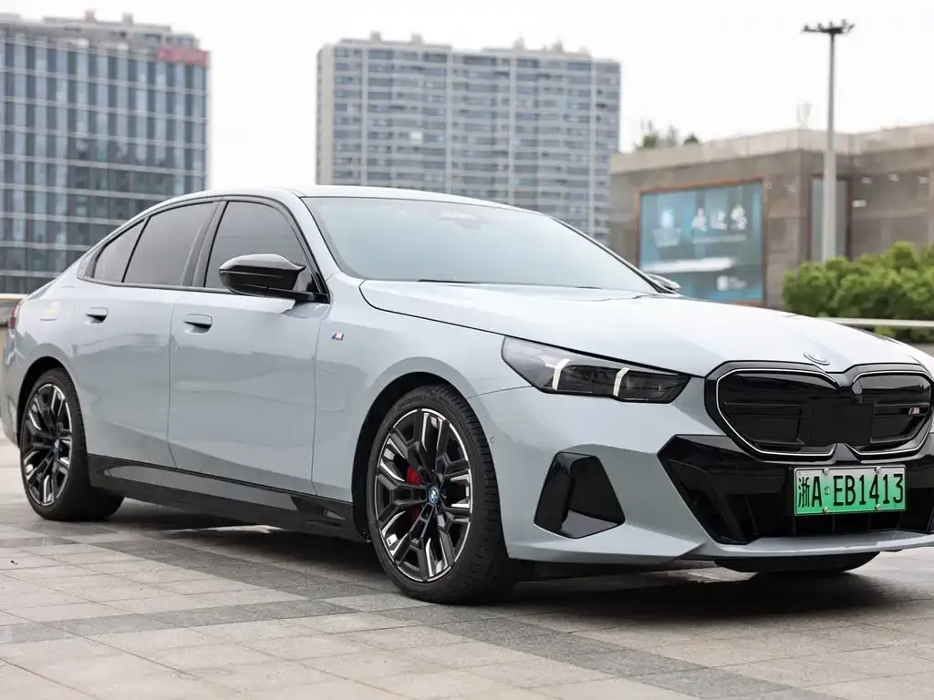 BMW i5 M60 2025 из CN, фото 2