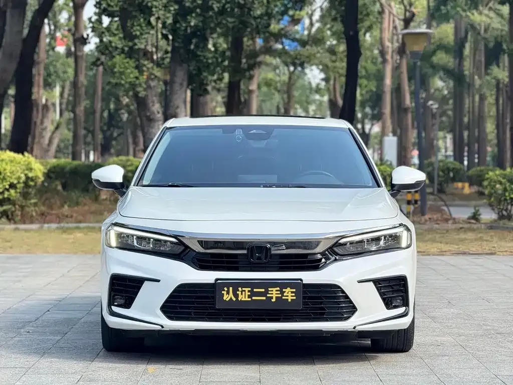 Honda Civic 2022 из CN, фото 2