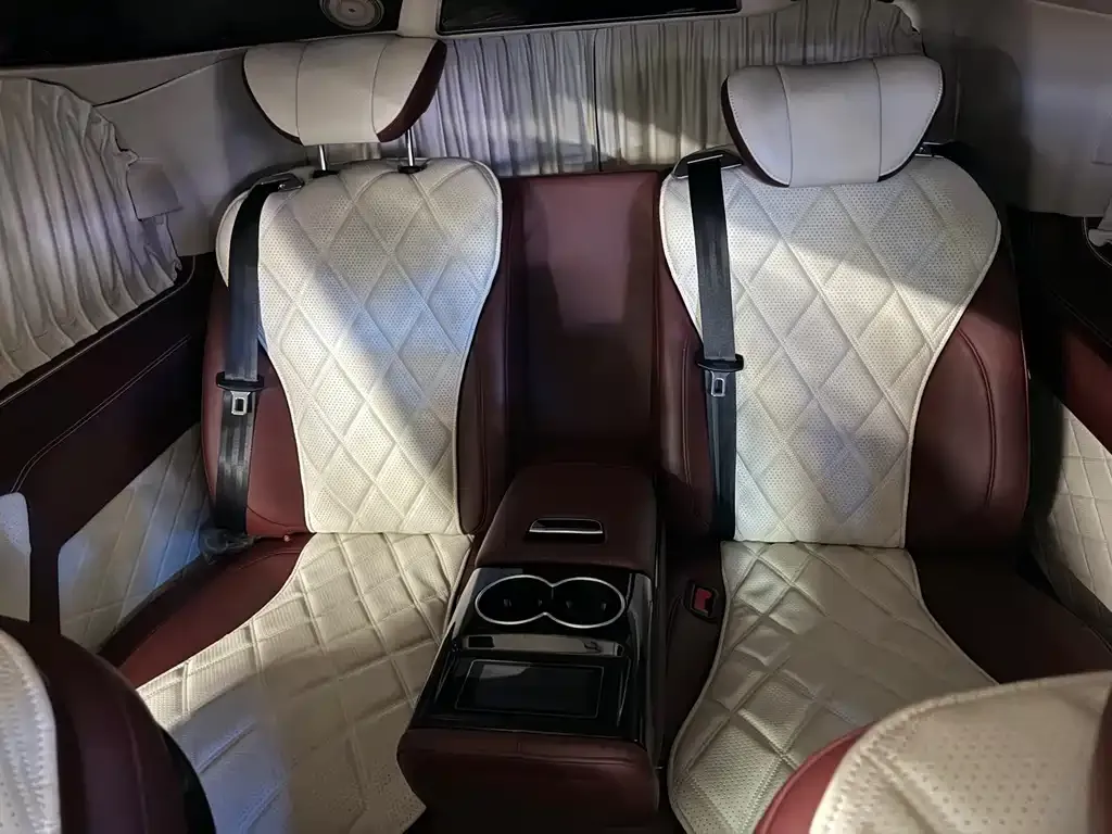 Mercedes-Benz Vito 2023 из CN, фото 10