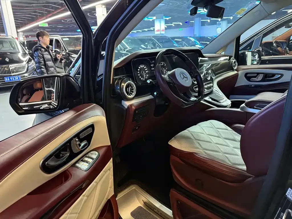 Mercedes-Benz Vito 2023 из CN, фото 4