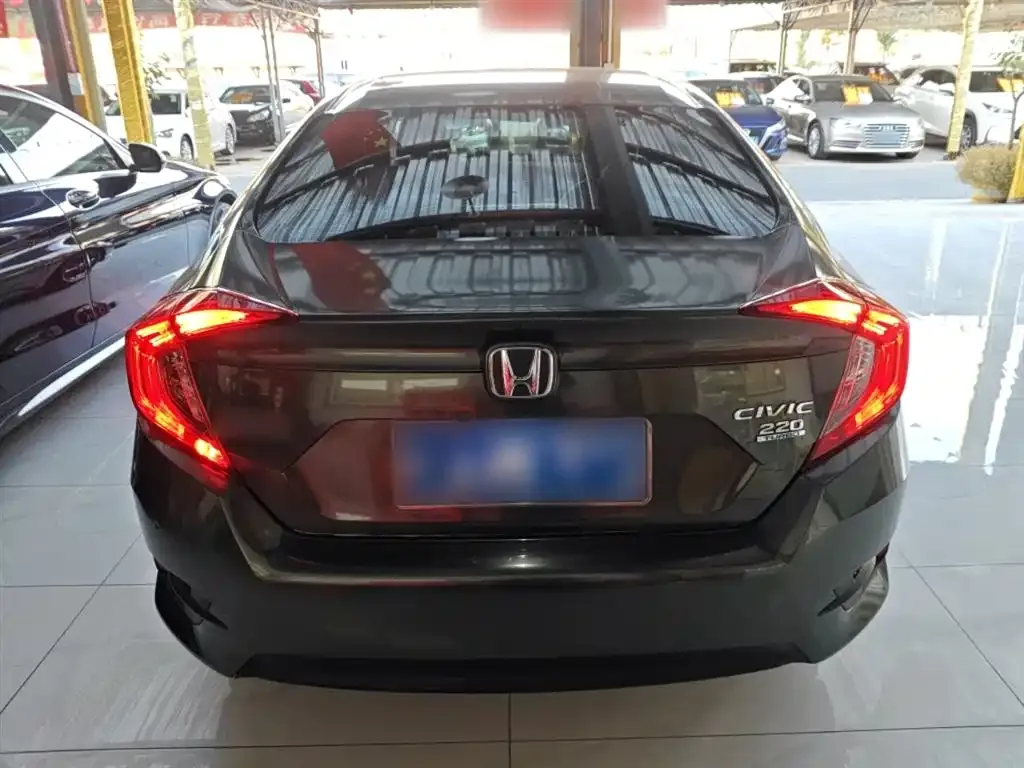 Honda Civic — фото 6