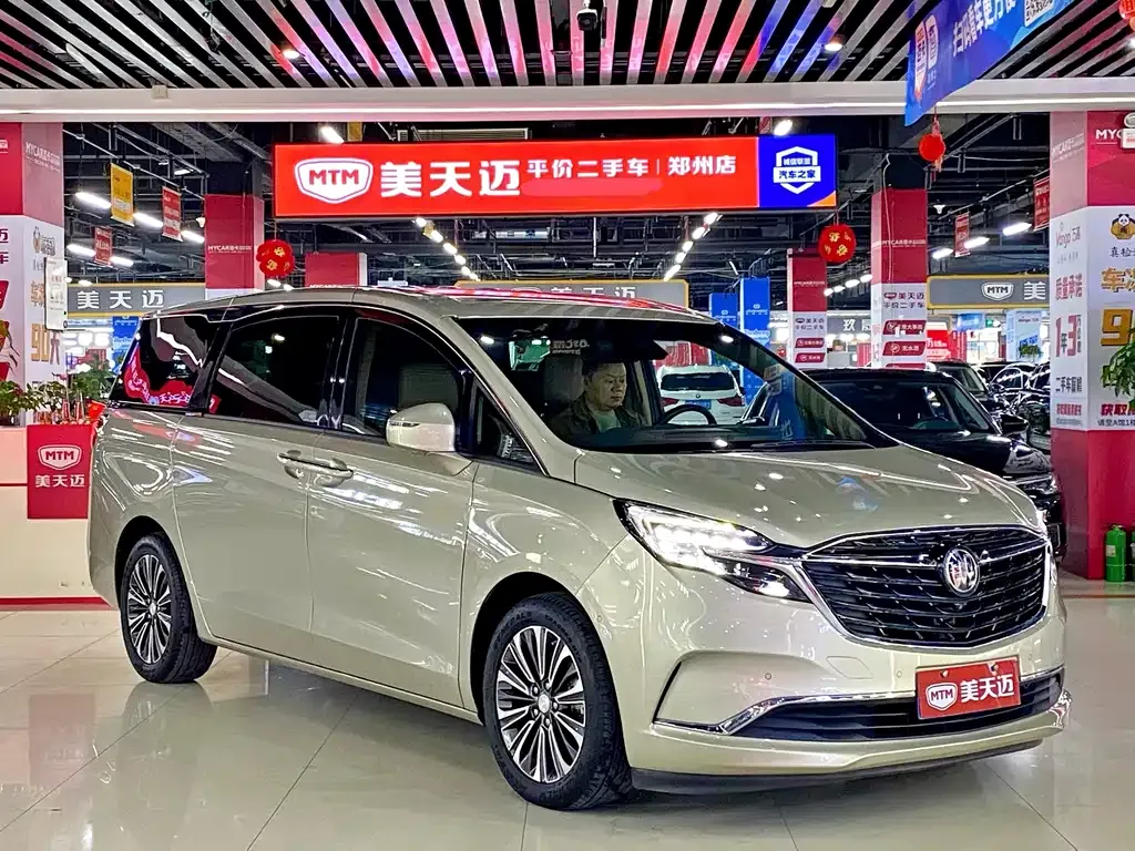 Buick GL8 2021 из CN, фото 3