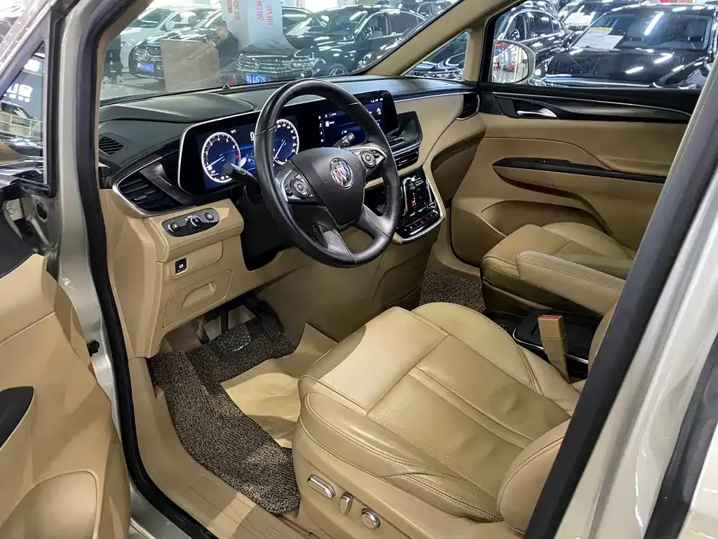 Buick GL8 2021 из CN, фото 9