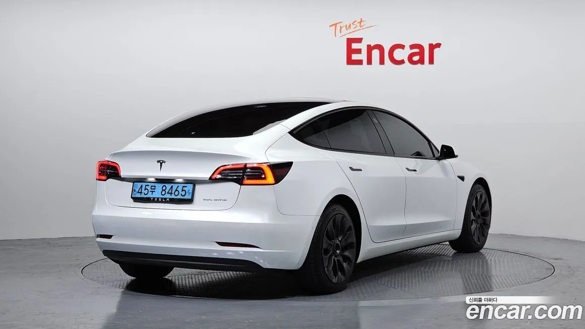 Tesla Model 3 2022 из KR, фото 2