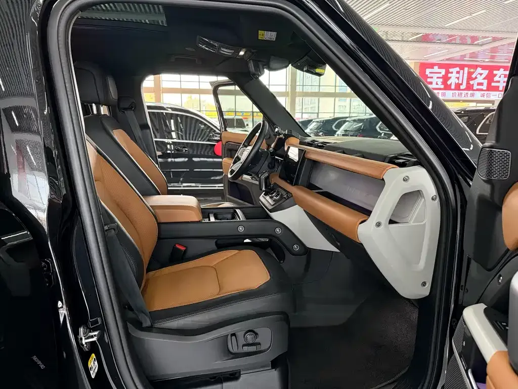 Land Rover Defender 2024 из CN, фото 10
