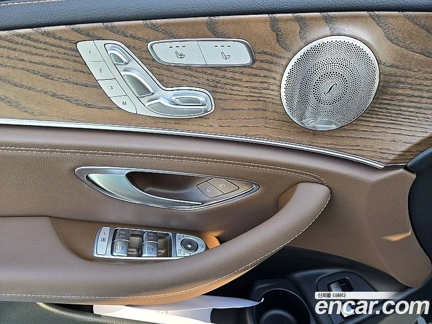 Mercedes-Benz E-Class 2023 из KR, фото 9