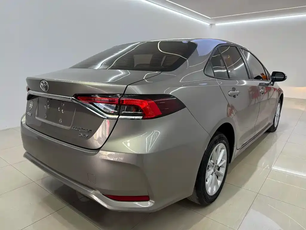 Toyota Corolla 2021 из CN, фото 4