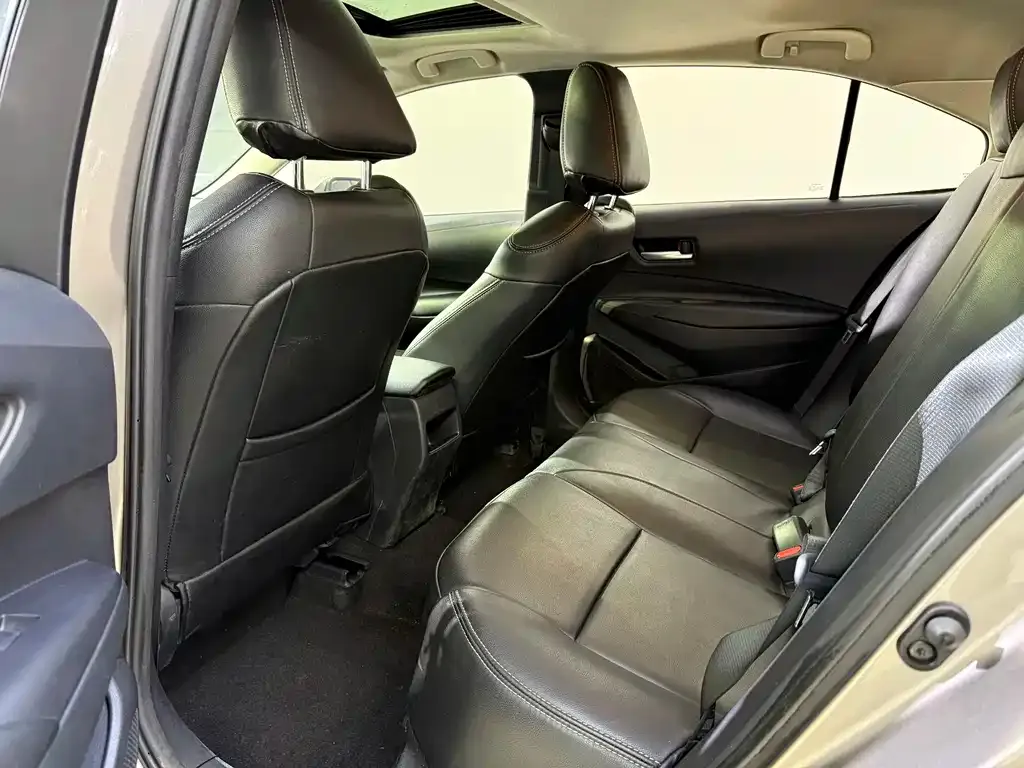 Toyota Corolla 2021 из CN, фото 9
