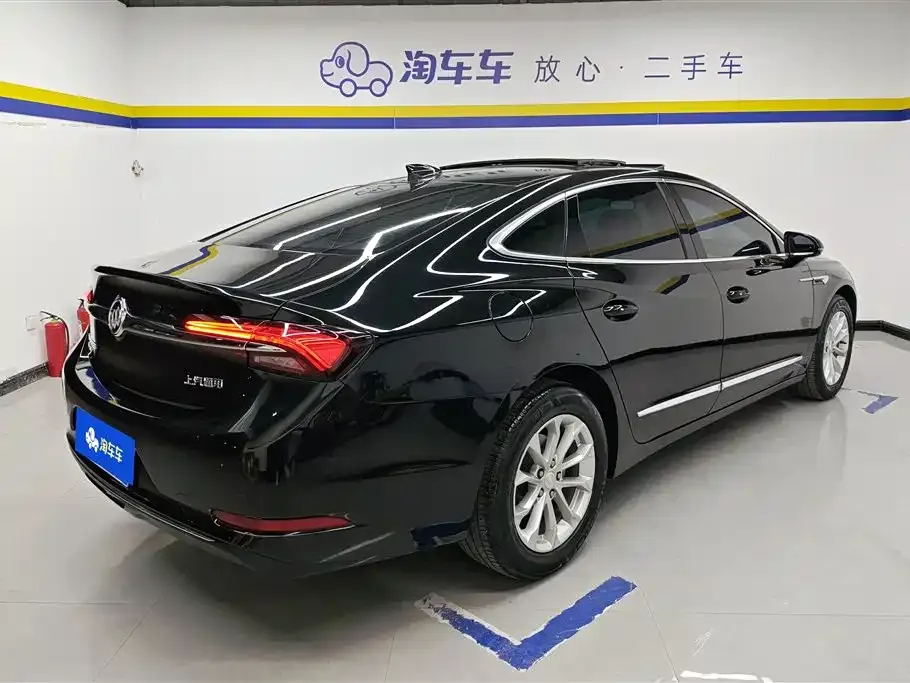 Buick LaCrosse 2023 из CN, фото 3
