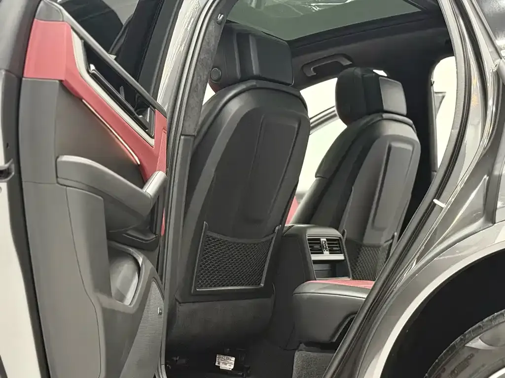 Porsche Cayenne 2024 из CN, фото 6