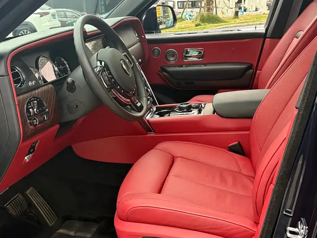 Rolls-Royce Cullinan 2022 из CN, фото 3