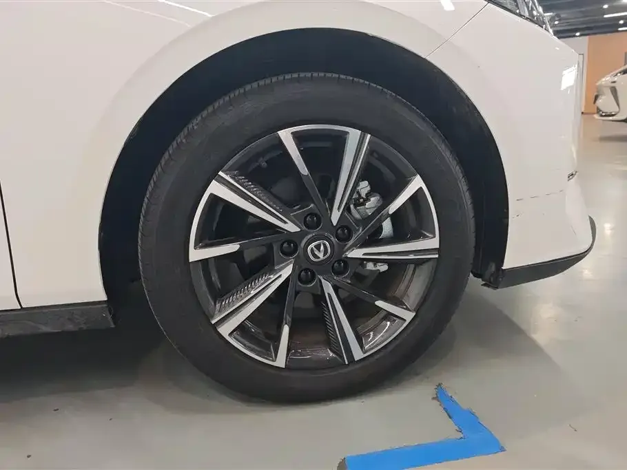 Changan Eado 2025 из CN, фото 6