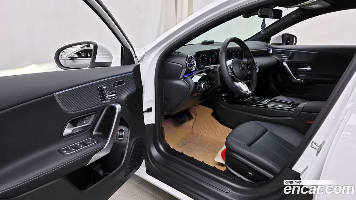 Mercedes-Benz A-Class 2025 из KR, фото 10