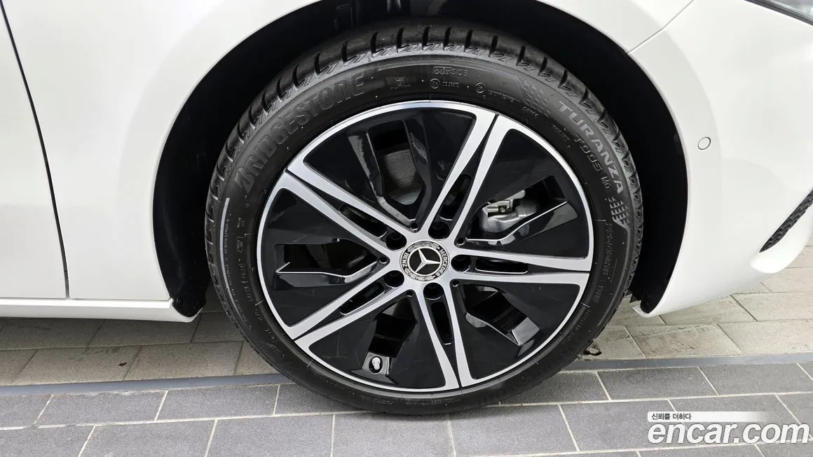 Mercedes-Benz A-Class 2025 из KR, фото 5