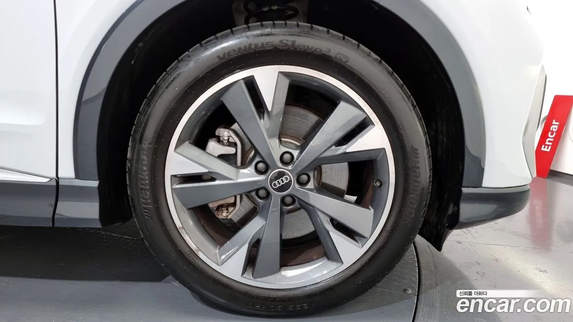 Audi Q4 e-tron 2023 из KR, фото 5