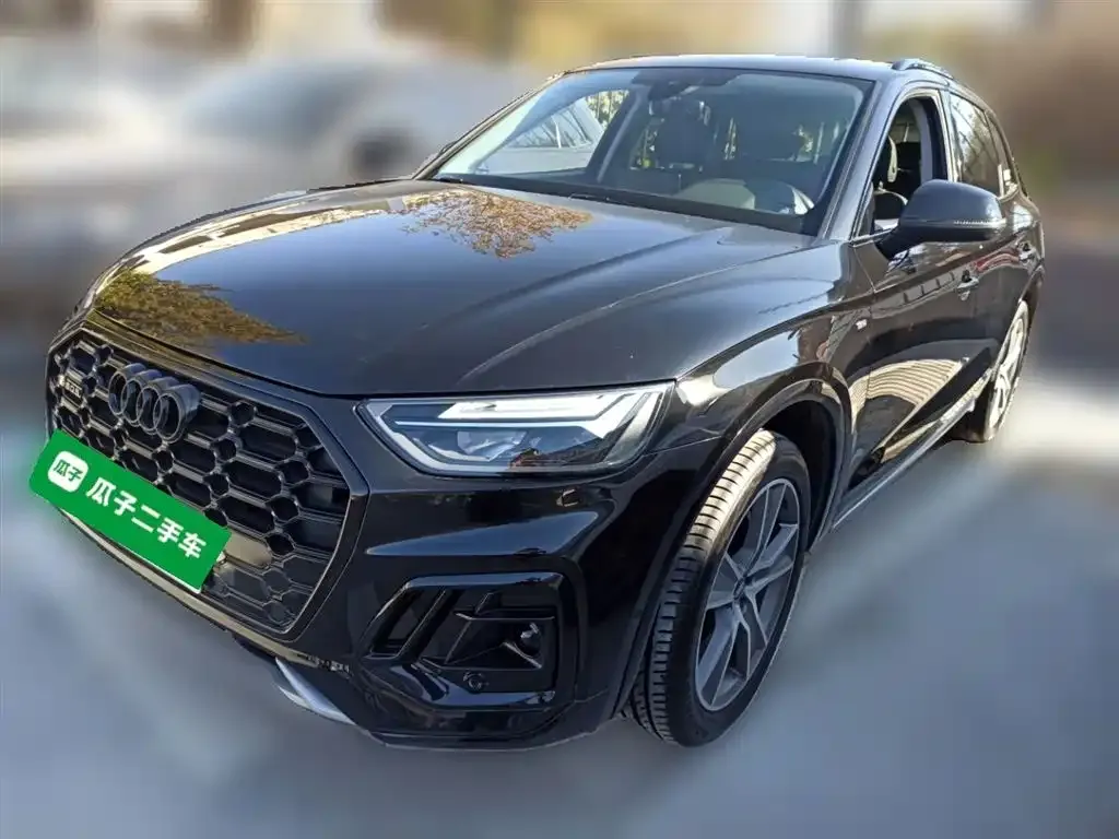 Audi Q5L 2022 из CN, фото 1