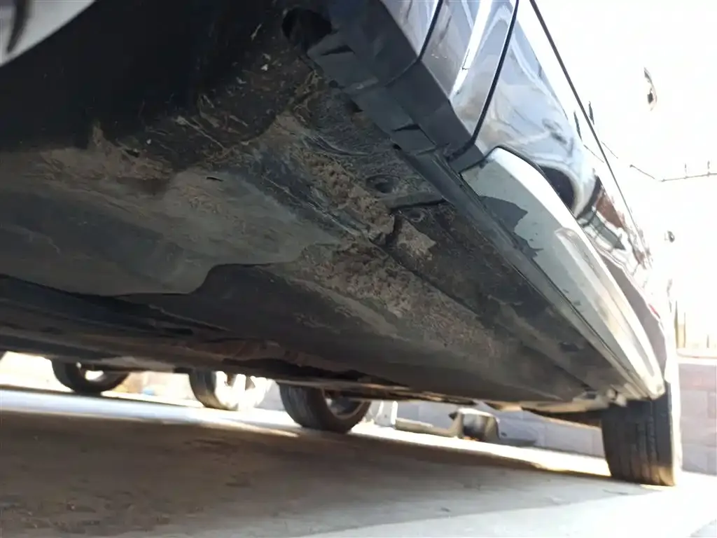 Audi Q5L 2022 из CN, фото 8