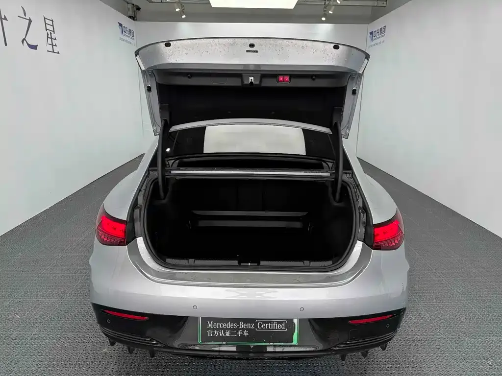Mercedes-Benz EQE AMG 2023 из CN, фото 7