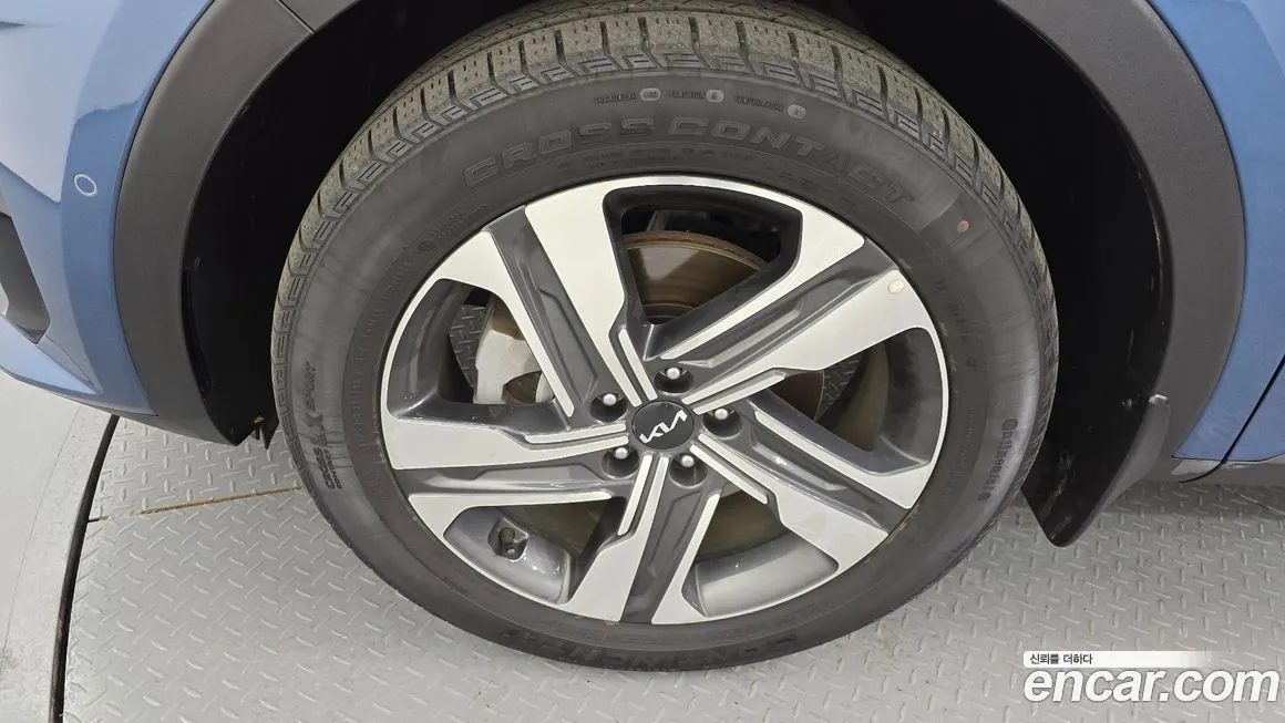 Kia Sorento — фото 5