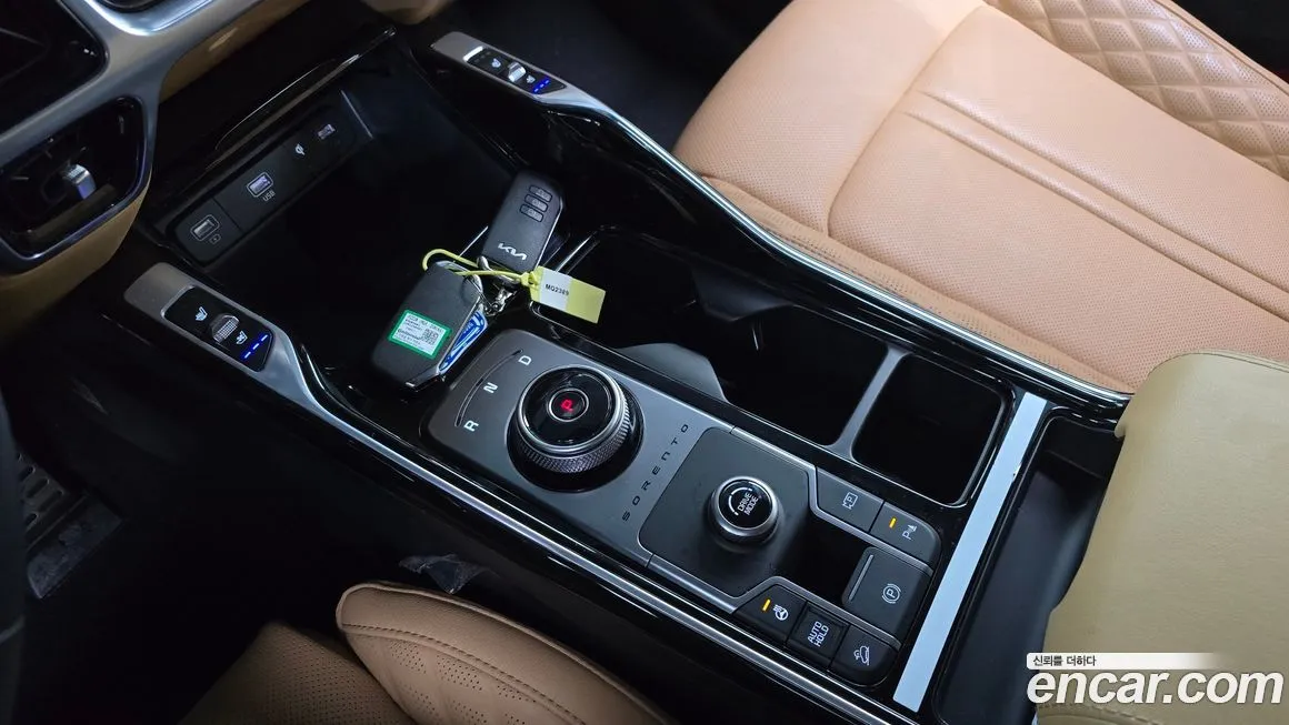 Kia Sorento — фото 9