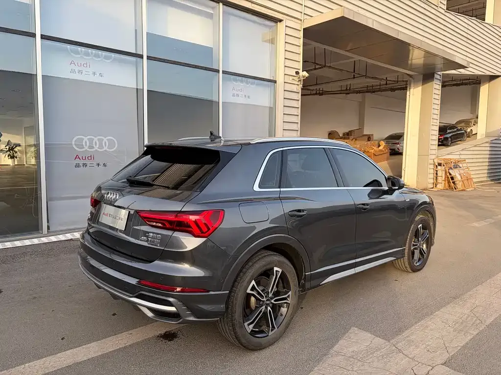 Audi Q3 2021 из CN, фото 10