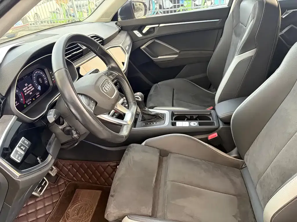 Audi Q3 2021 из CN, фото 2