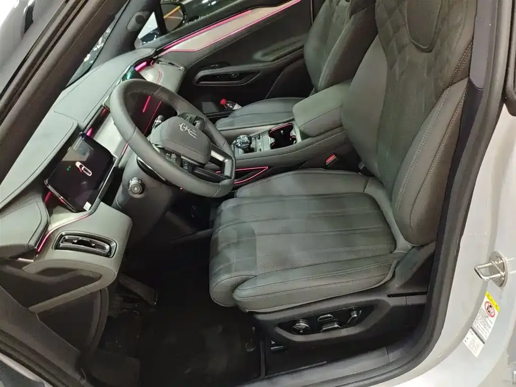 BYD L EV 2025 из CN, фото 7