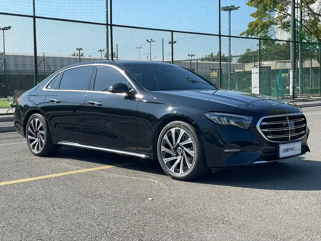 Mercedes-Benz E-Class 2024 из CN, фото 3
