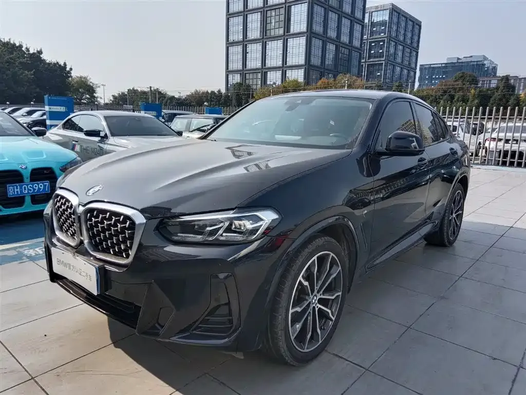 BMW X4 2022 из CN, фото 1