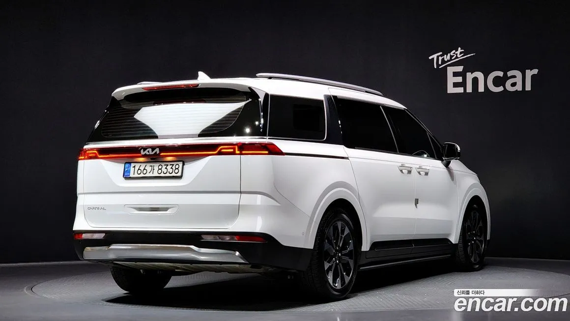 Kia Carnival 2023 из KR, фото 2