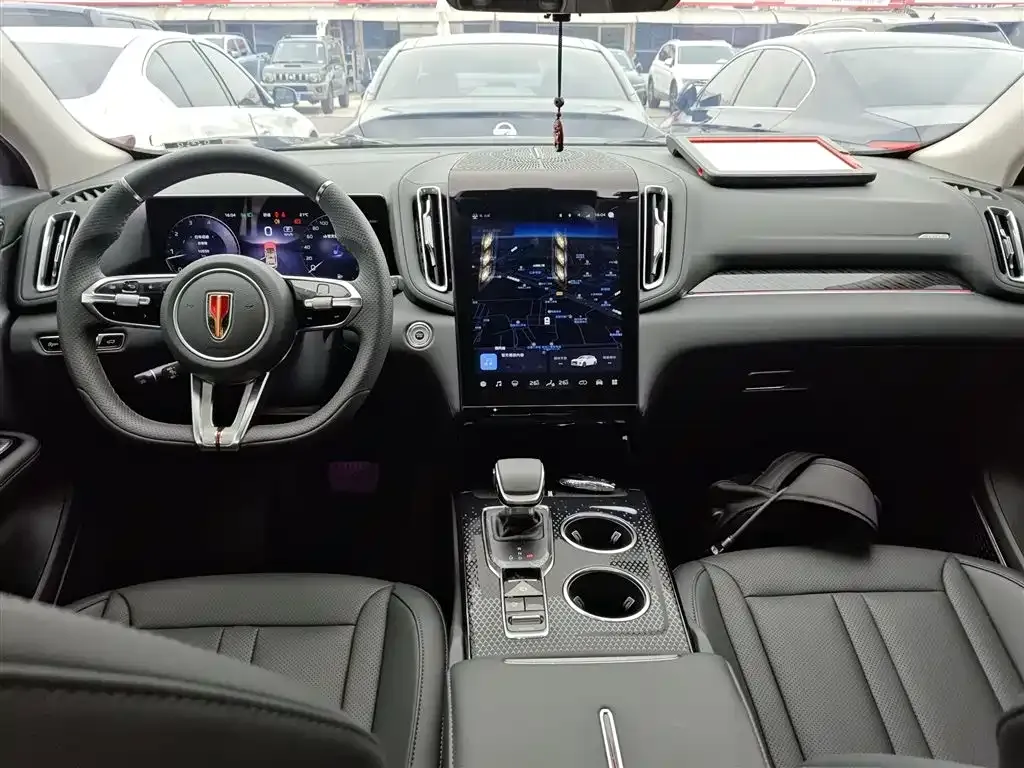 Hongqi HS3 2024 из CN, фото 10