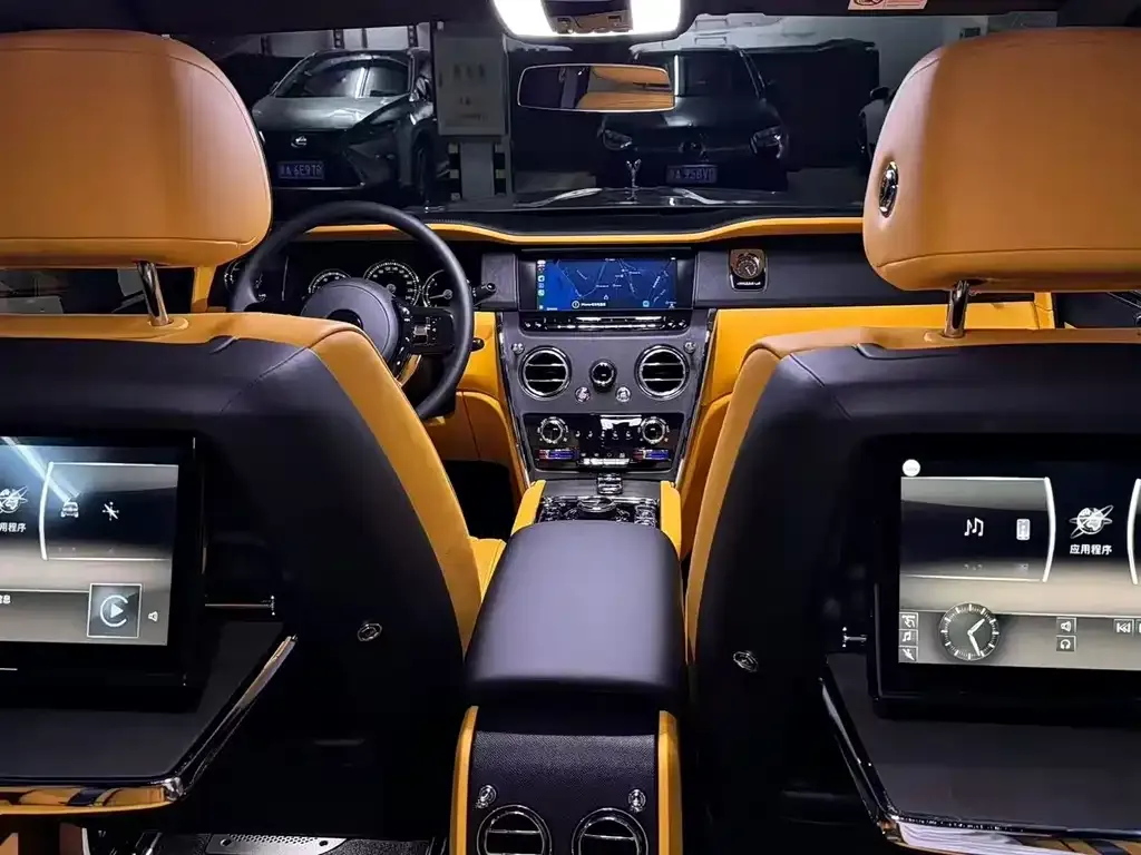 Rolls-Royce Cullinan 2023 из CN, фото 7