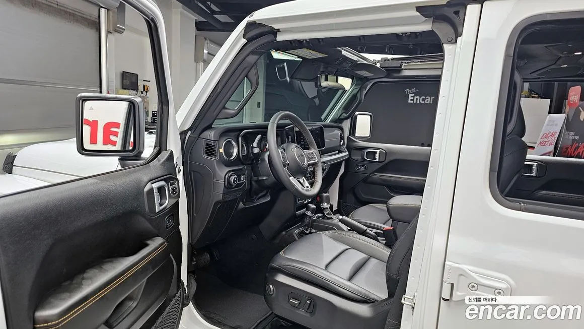 Jeep Wrangler 2024 из KR, фото 10