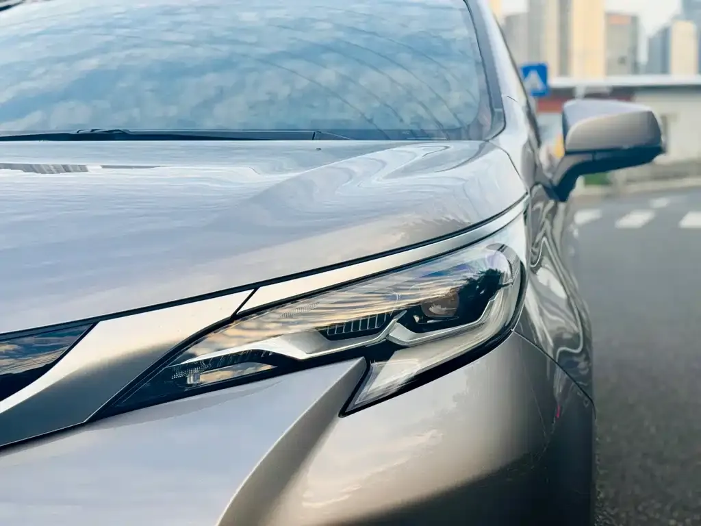 Toyota Sienna 2024 из CN, фото 3