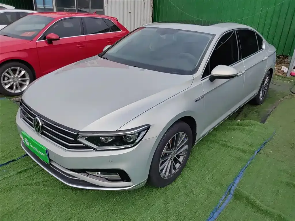 Volkswagen Magotan 2021 из CN, фото 2