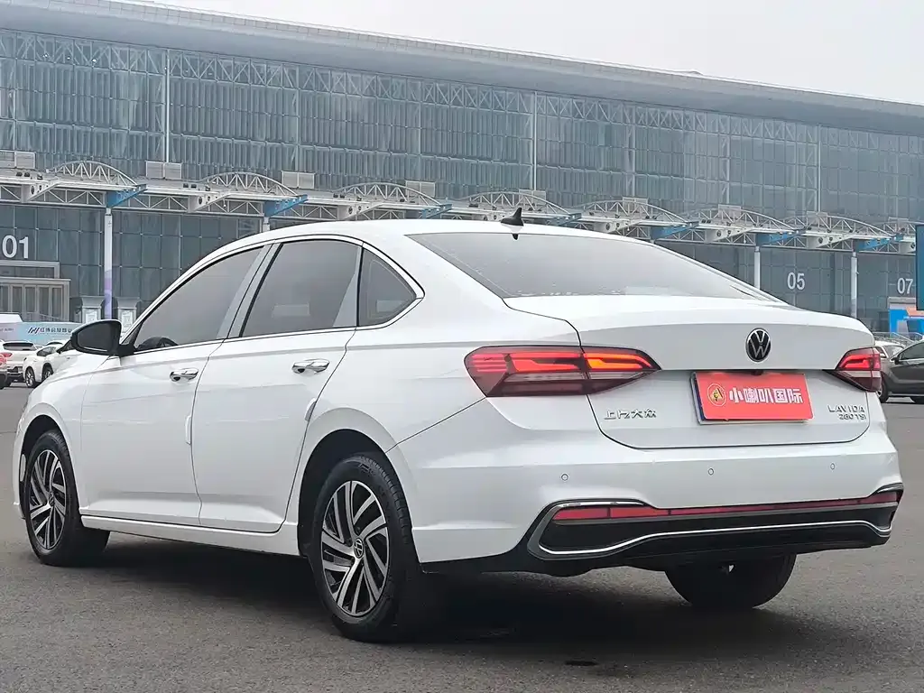 Volkswagen Lavida 2022 из CN, фото 8